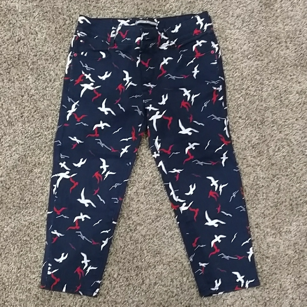 Tommy Hilfiger size 7 capris